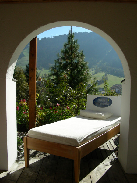 das kuschelige Tiroler Natur Schlaf-Nest- Spannbettlaken-Unterbett mit Spannumrandung 