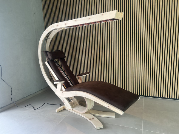 Infrarot -Wellness -Liege + Überkopfstrahler/ komplett